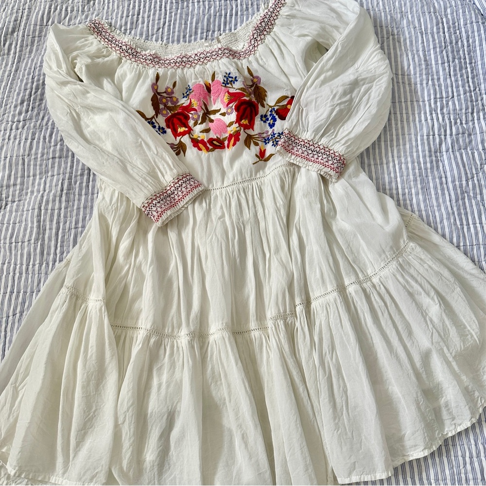 Free People Embroidered White Boho Dress L Floral Hippie Tiered A-line Sunbeams